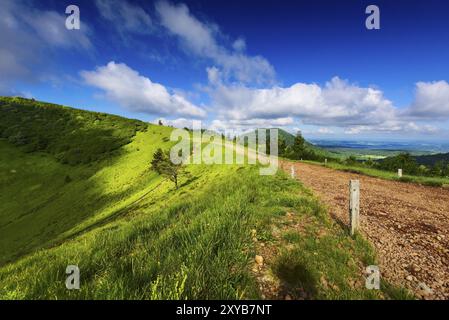 Der alte Vulkan Puy Pariou in der Auvergne in Frankreich Stockfoto