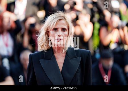 VENEDIG, ITALIEN - 28. AUGUST 2024 - Eröffnungsroter Teppich - Isabella Ferrari Besuchen Sie einen roten Teppich für das 81. Filmfestival von Venedig (Foto: Giovanna Onofri) Stockfoto