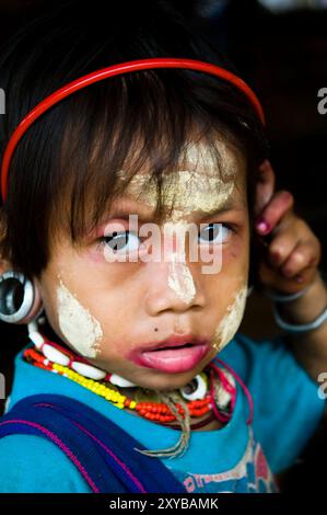 Porträt von Gayo Karen Flüchtling in einem Flüchtlingslager an der Thai-burmesischen Grenze genommen. Stockfoto