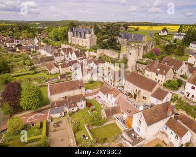 Mittelalterliche Festung. Erbaut im 11. Jahrhundert von Fulco Nerra, Graf von Anjou, und Burg von Graf Branicki, Montresor, Departement Indre und Loire, F. Stockfoto