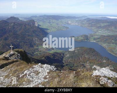 Blick vom Gipfel des Schafbergs auf den Mondsee, Salzkammergut, Österreich, Europa Stockfoto