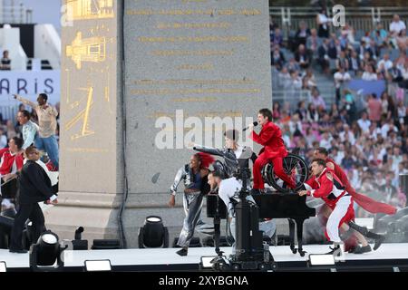 Paris, Frankreich. August 2024. Künstler treten während der Eröffnungszeremonie der Paralympischen Spiele 2024 in Paris, Frankreich, am 28. August 2024 auf. Quelle: Hou Jun/Xinhua/Alamy Live News Stockfoto