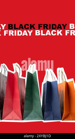 Ein roter Hintergrund mit einem Haufen Einkaufstaschen drauf. Die Taschen haben verschiedene Farben und Größen. Das Bild trägt den Titel „My Black Friday Black Friday“. Stockfoto