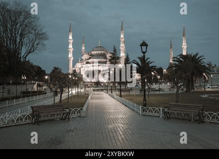 Foto im Retro-Stil der Blauen Sultanahmet Moschee, Istanbul, Türkei, Asien Stockfoto