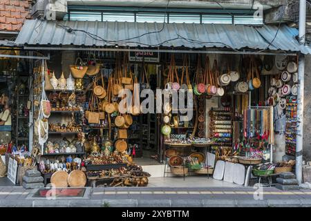 Shop, Einkaufsstraße, Shopping, Souvenir, Souvenir, bazaar, Tourismus, Einkaufen, Handel, Wirtschaft, Geschäft, Geschäft, Reisen, Urlaub, Handwerkskunst Stockfoto