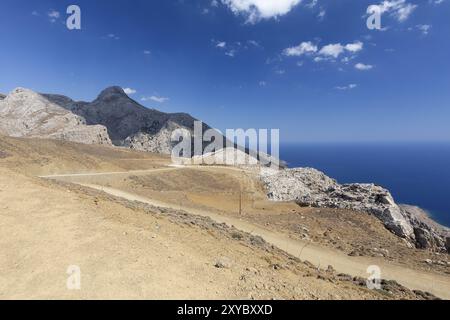 Schotterpiste nach Agios Ioannis im Süden Kretas Stockfoto