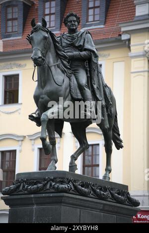 Reiterstatue auf dem Platz der Republik in Weimar Stockfoto