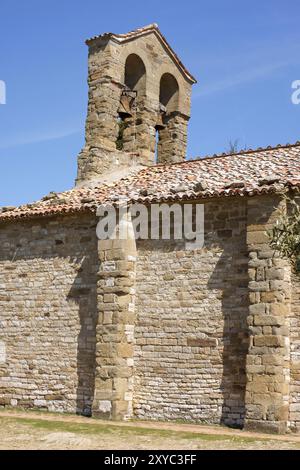 Detail der antiken Kirche San Michele Arcangelo auf der Isola Maggiore am Trasimeno See in Umbrien, Italien, Europa Stockfoto