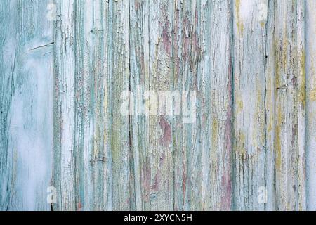 Holzdielen mit abblätternder Farbe als Hintergrund Stockfoto