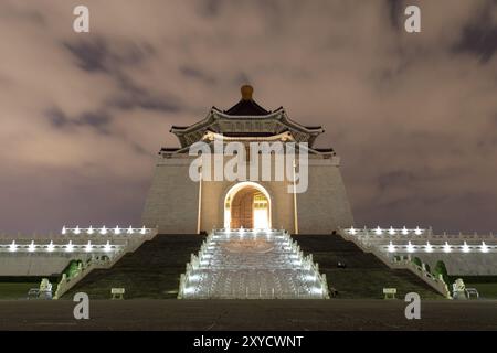 Taipei, Taiwan, 9. Januar 2015: Chiang Kai-Shek Memorial Hall by Night, Asien Stockfoto