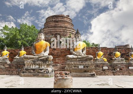 Buddha-Bild in Wat yai Chai mongkol, ayutthaya, thailand Stockfoto