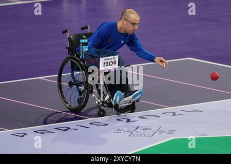 Paris, Frankreich. August 2024. PARIS, FRANKREICH - 29. AUGUST: Teilnahme an der Individulal-Vorrunde der Herren während des ersten Tages der Paralympischen Spiele von Boccia Paris 2024 in der South Paris Arena am 29. August 2024 in Paris, Frankreich. (Foto von Patrick Goosen/BSR Agency) Credit: BSR Agency/Alamy Live News Stockfoto
