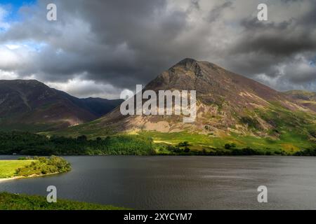 Grassmoor von Crummock Water, Cumbria. Stockfoto