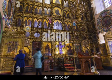 Die Ikonostase in der Peter-und-Paul-Kathedrale in Kasan, Republik Tatarstan, Russland, Europa Stockfoto