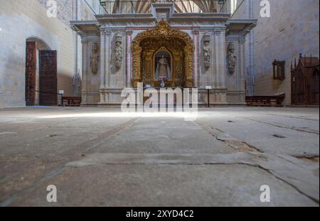 Coria, Spanien - 31. August 2023: Kathedrale unserer Lieben Frau von Himmelfahrt, Caceres, Spanien. Blick auf Retrochoir Stockfoto