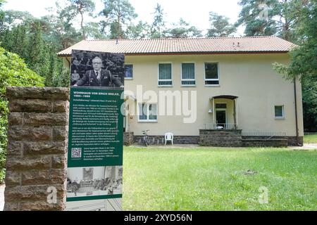 Wandlitz, Wohnhaus von Erich Mielke Wohnhäuser der Partei- und Staatsführung der DDR in Waldsiedlung Wandlitz Berlin Berlin GER *** Wandlitz, Erich Mielkes Residences der Partei- und Staatsführung der DDR in Waldsiedlung Wandlitz Berlin Berlin Berlin GER Stockfoto