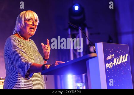 Konzert von Claudia Roth Eröffnungsrede POP-Kultur, Kulturbrauerei, POP-Kultur Festival Berli Claudia Roth, Beauftragte der Bundesregierung für Kultur und Medie *** Konzert von Claudia Roth Eröffnungsrede POP Kultur, Kulturbrauerei, POP Kultur Festival Berlin Claudia Roth, Beauftragte der Bundesregierung für Kultur und Medien Stockfoto