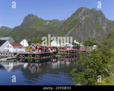 Aus Wikipedia: Svolvaer ist eine norwegische Stadt im Südosten der Insel Austvagoy am Vestfjord. Svolvaer ist der Verwaltungsrat Stockfoto