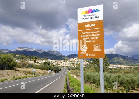 Ingreso en la Sierra de Tramontana Declarada Patrimonio de la Humanidad por la UNESCO, Selva, Mallorca, balearen, spanien Stockfoto