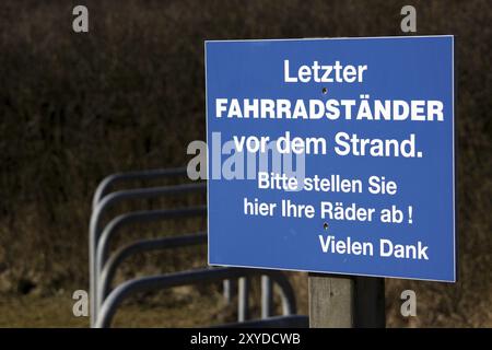 Letzter Fahrradstand vor dem Strand Stockfoto