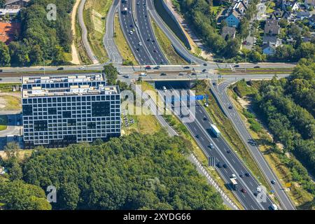 Luftbild, Apartment-Neubau eines Gebäudekomplexes in Modulbauweise am Community Campus Smart Forward, Straßenverkehr Autobahn A448 und Brücke der Universitätsstraße, Wiemelhausen, Bochum, Ruhrgebiet, Nordrhein-Westfalen, Deutschland ACHTUNGxMINDESTHONORARx60xEURO *** Luftsicht, Wohnung Neubau eines Gebäudekomplexes in Modulbauweise am Community Campus Smart Forward, Straßenverkehrsstraße A448 und Brücke der Universitätsstraße, Wiemelhausen, Bochum, Ruhrgebiet, Nordrhein-Westfalen, Deutschland ACHTUNGxMINDESTHONORARx60xEURO Stockfoto