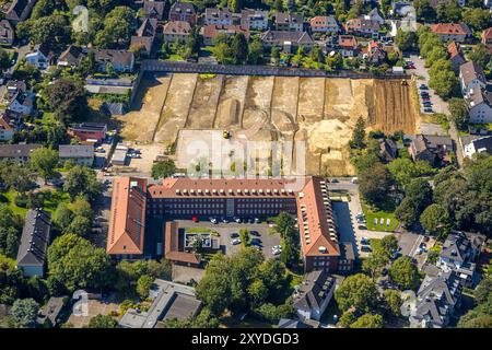 Brachfläche für Projekt Wohnen und Arbeiten an der Hunscheidtstraße und Waldring, Gebäude Berufsgenossenschaft Rohstoffe und chemische Industrie BG RCI, Wiemelhausen, Bochum, Ruhrgebiet, Nordrhein-Westfalen, Deutschland ACHTUNGxMINDESTHONORARx60xEURO *** Brachfläche für Wohn- und Arbeitsvorhaben an der Hunscheidtstraße und Waldring, Baugewerbe Berufsgenossenschaft Rohstoffe und chemische Industrie BG RCI, Wiemelhausen, Bochum, Ruhrgebiet Nordrhein-Westfalen, Deutschland ACHTUNGxMINDESTHONORARx60xEURO Stockfoto