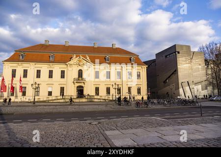 Jüdisches Museum Berlin, entworfen vom polnischen Architekten Daniel Libeskinds, Berlin, Deutschland, Europa Stockfoto