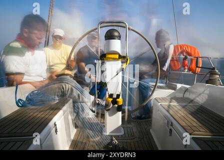 Besatzung einer Segelyacht Stockfoto