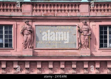 Inschrift Der Darmstädter Burg Stockfoto