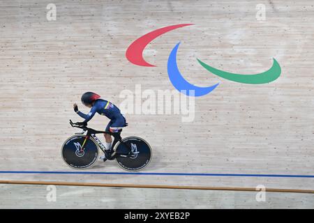 Paris, Frankreich. August 2024. Illustration bei der Para-Radstrecke Individual Pursuit Qualifying am 29. August 2024. Foto: Tomas Stevens/ABACAPRESS. COM Credit: Abaca Press/Alamy Live News Stockfoto