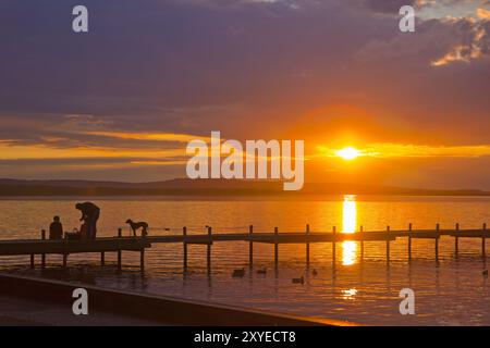 Sonnenuntergang am Steinhuder Meer, Niedersachsen, Deutschland, Europa Stockfoto