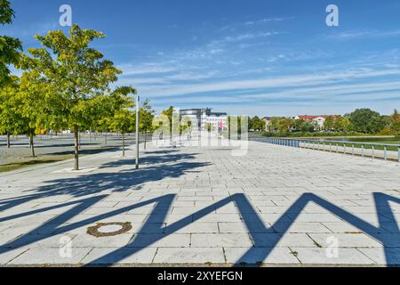Bertha-Klingberg-Platz am Schweriner Burgsee Stockfoto