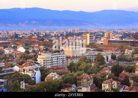 Plovdiv, Bulgarien Stadt Skyline Sonnenaufgang Panorama Stockfoto