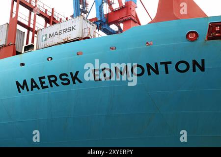 Maersk Edmonton in Hamburg, Maersk Edmonton landete in Hamburg, Deutschland, Europa Stockfoto