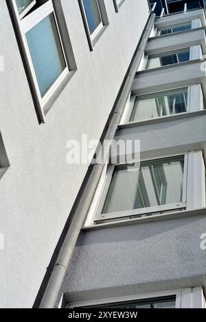 Fassade eines Wohnhauses in Berlin Stockfoto