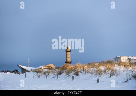 Winter an der Ostseeküste in Warnemünde Stockfoto