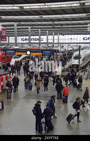 Europa, Deutschland, Bayer, München, Hauptbahnhof, Zugankunftshalle, nah- und Fernverkehr, Hamburg, Bundesrepublik Deutschland, EU Stockfoto