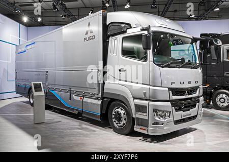 Mitsubishi Fuso Super Great Heavy-Duty-Lkw auf der Hannover IAA Nutzfahrzeuge Motor Show vorgestellt. Hannover, Deutschland - 27. September 2018 Stockfoto