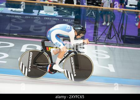 Paris, Frankreich. August 2024. Paris, Frankreich, 08.29.24, Heidi Gougain aus Frankreich während der Qualifikation für das 500-Meter-Zeitfahren der Frauen Credit: Casey B. Gibson 2024/Alamy Live News Stockfoto