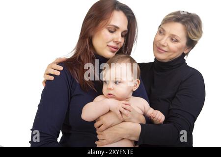 Großmutter, Tochter und Enkelin auf weißem Portrait, happy family Konzept Stockfoto