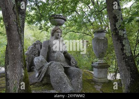 Sacro Bosco, Heiliger Wald, Park der Monster, Parco dei Mostri, Groteske, monumentale Skulpturen, antike Architektur, Stadt Bomarzo, Provinz Stockfoto