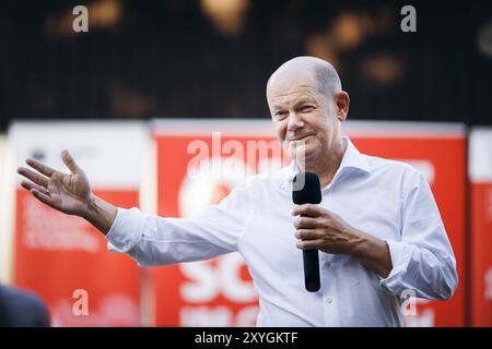 Bundeskanzler Olaf Scholz, SPD, aufgenommen im Rahmen eines Buergerdialogs in Seelow. 29.08.2024. Seelow Deutschland *** Bundeskanzler Olaf Scholz, SPD , aufgenommen während eines Bürgerdialogs in Seelow 29 08 2024 Seelow Deutschland Urheberrecht: XFelixxZahn/photothek.dex Stockfoto