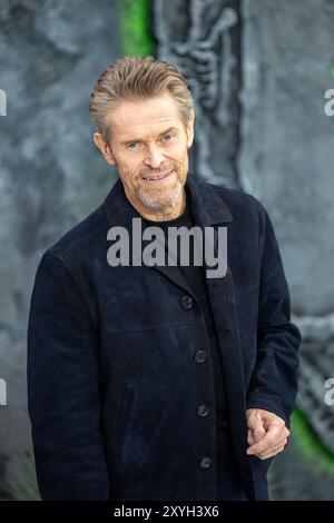 London, Großbritannien. August 2024. Willem Dafoe nimmt an der Filmpremiere von BeetleJuice BeetleJuice im Cineworld am Leicester Square Teil. (Foto: Phil Lewis/SOPA Images/SIPA USA) Credit: SIPA USA/Alamy Live News Stockfoto