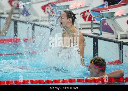 Paris, Frankreich. August 2024. Ugo Didier aus Frankreich feiert nach dem 400 m langen Freestyle S9 Finale der Schwimmen bei den Paralympischen Spielen 2024 in Paris, Frankreich, 29. August 2024. Quelle: Xiong Qi/Xinhua/Alamy Live News Stockfoto