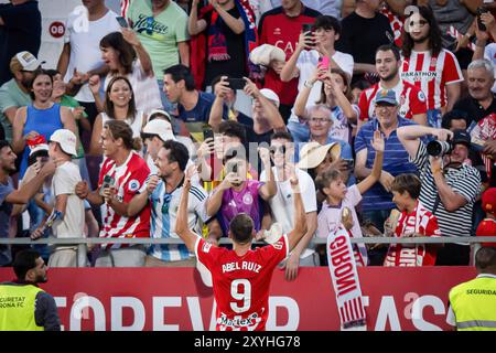 Girona, Spanien. August 2024. Abel Ruiz (Girona FC) feiert, nachdem er das Tor seines Teams mit seinen Teamkollegen bei einem La Liga EA Sports Spiel zwischen Girona FC und CA Osasuna im Estadi Municipal de Montilivi in Girona erzielt hat. Girona FC 4 – CA Osasuna 0. Quelle: SOPA Images Limited/Alamy Live News Stockfoto