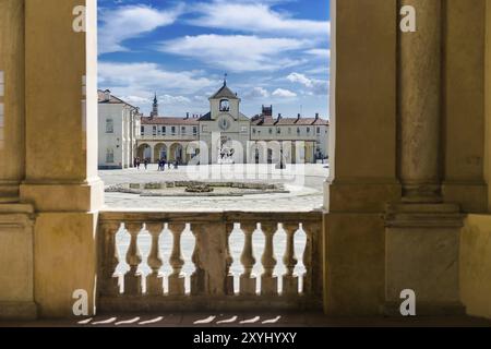 Das Haupttor zu den königlichen Palast Venaria, in die UNESCO-Liste des Weltkulturerbes aufgenommen Stockfoto