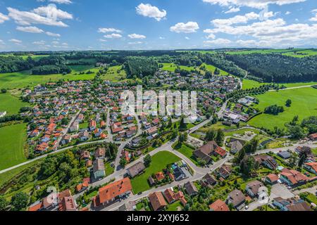 Blick auf das östliche Günztal rund um Ronsberg im Allgäu Stockfoto