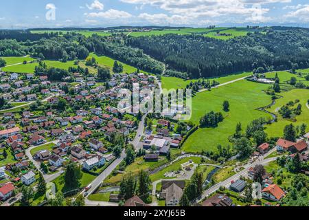 Blick auf das östliche Günztal rund um Ronsberg im Allgäu Stockfoto