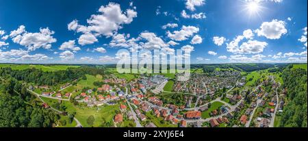 Blick auf das östliche Günztal rund um Ronsberg im Allgäu Stockfoto