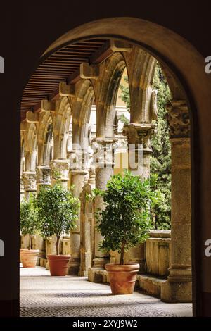 Claustro renacentista, siglo XVI, Monasterio de San Jeronimo de Yuste, siglo XV, Comarca de la Vera, Caceres, Extremadura, Spanien, Europa, Europa Stockfoto